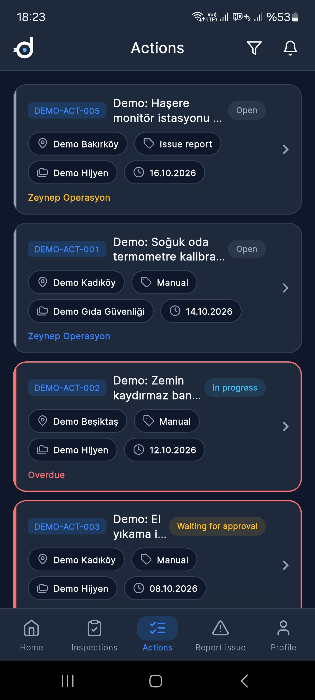 Denetrium-App — Bildschirm Maßnahmenverfolgung, englische Oberfläche